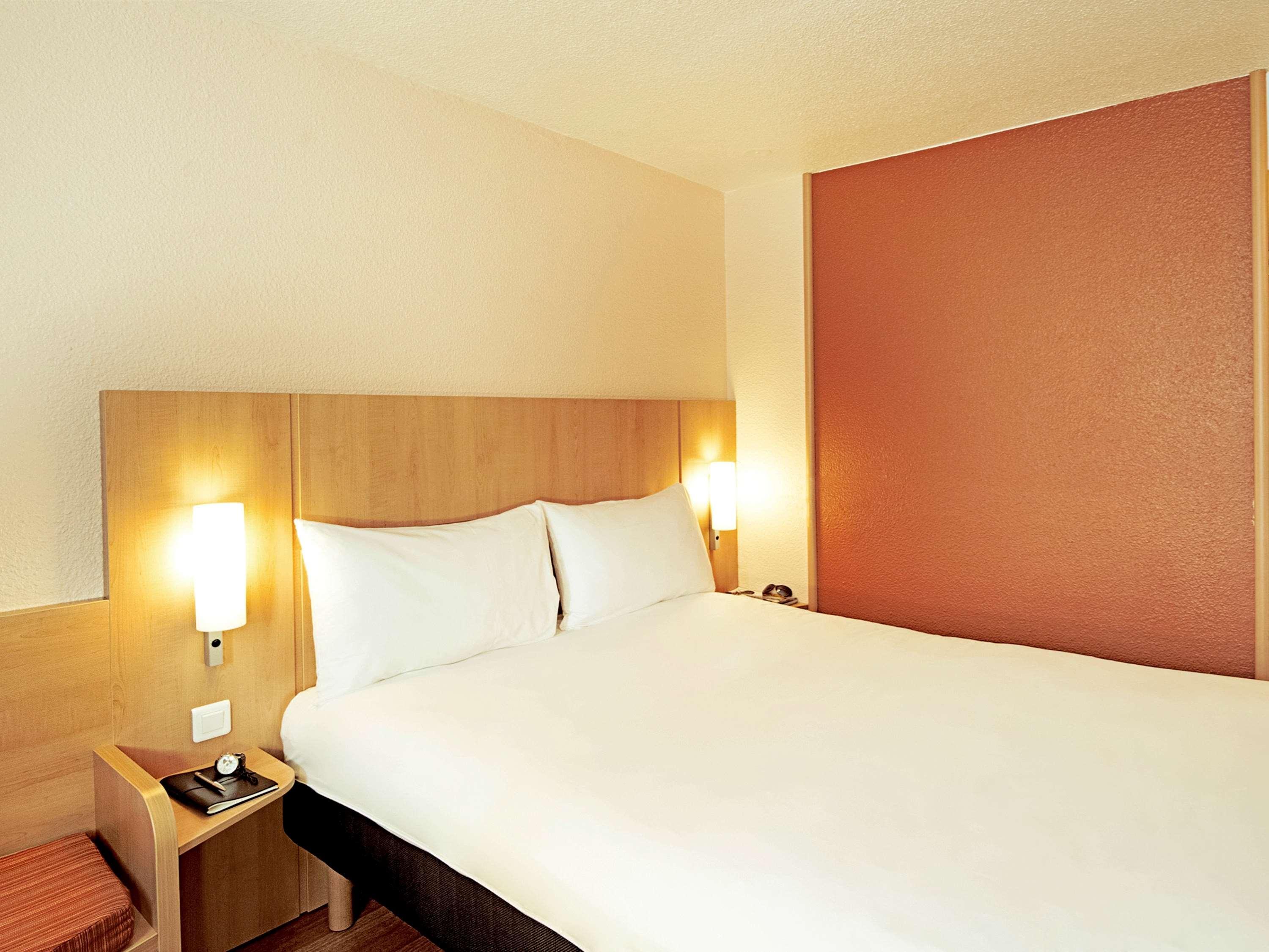 Hotel Ibis Santiago Providencia Esterno foto